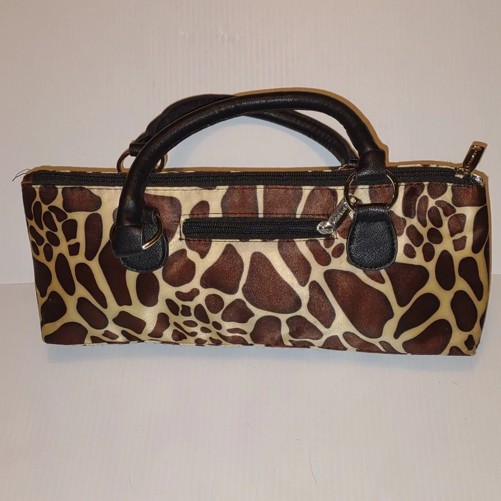 PRIMEWARE 🍷 Wine Clutch in Giraffe Print